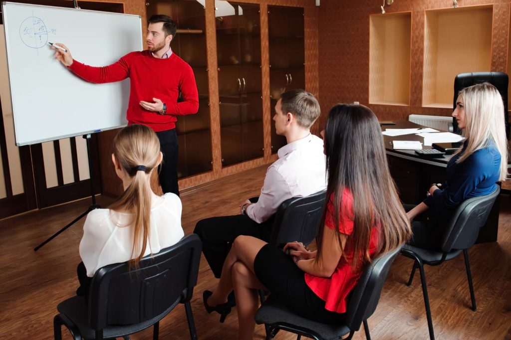 Kurs z HR controllingu – do kogo jest kierowany?
